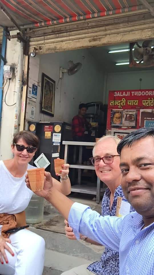 Masala chai stop on a same day Delhi to Agra tour by car