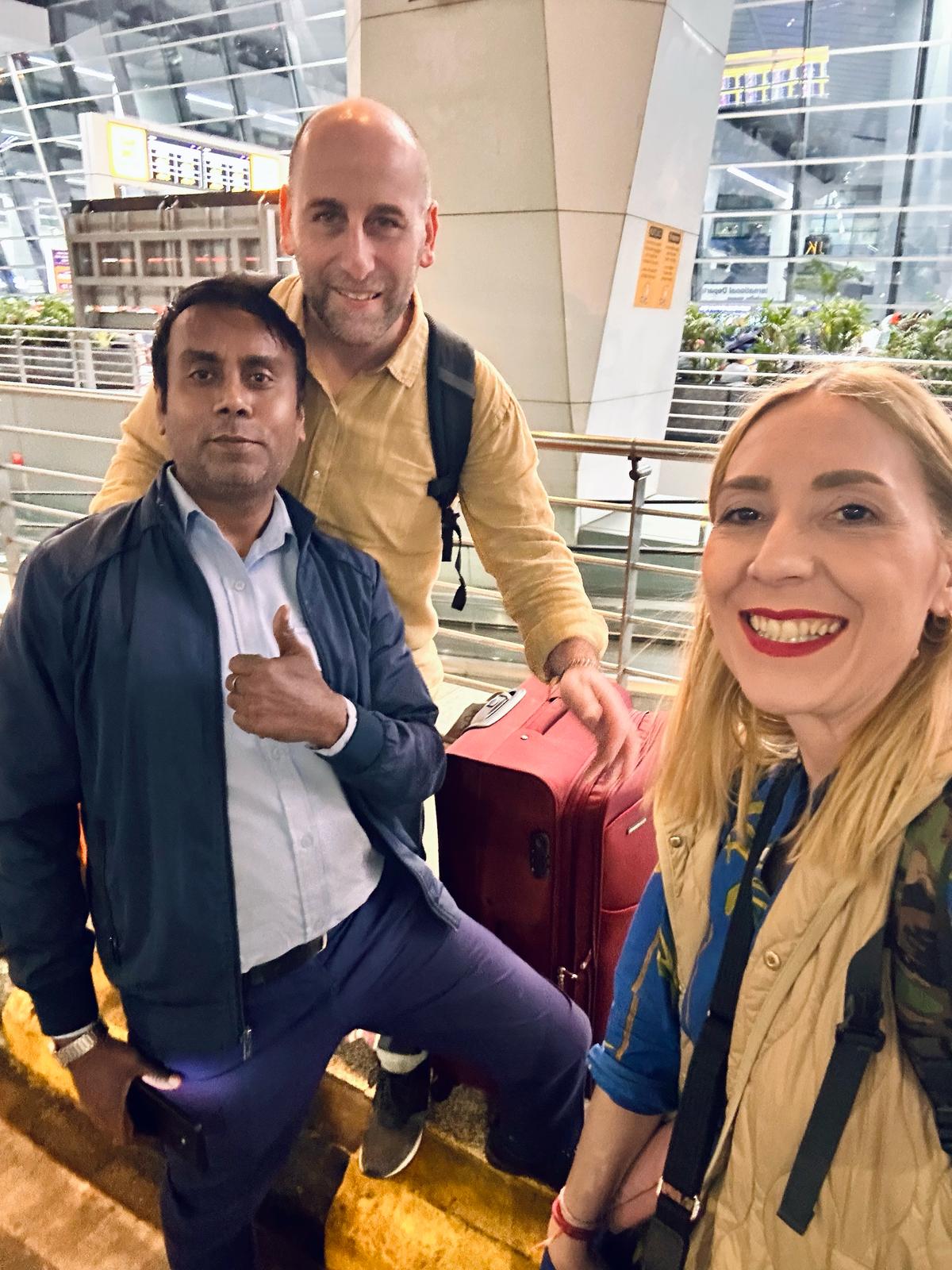 Same day Jaipur to Pushkar tour with private driver for foreign tourists