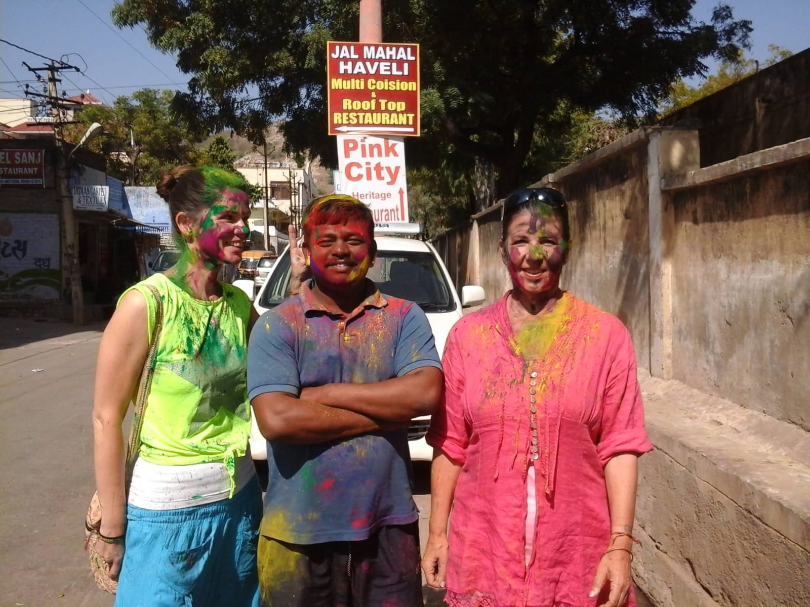Same day Jaipur to Delhi tour with private car and driver